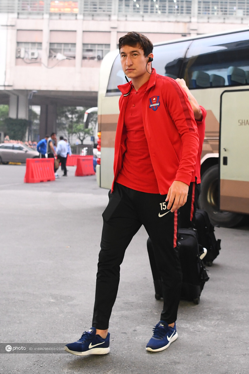 关于重庆斯威球员备战高强度,迎战劲旅的信息 关于重庆斯威球员备战高强度,迎战劲旅的信息