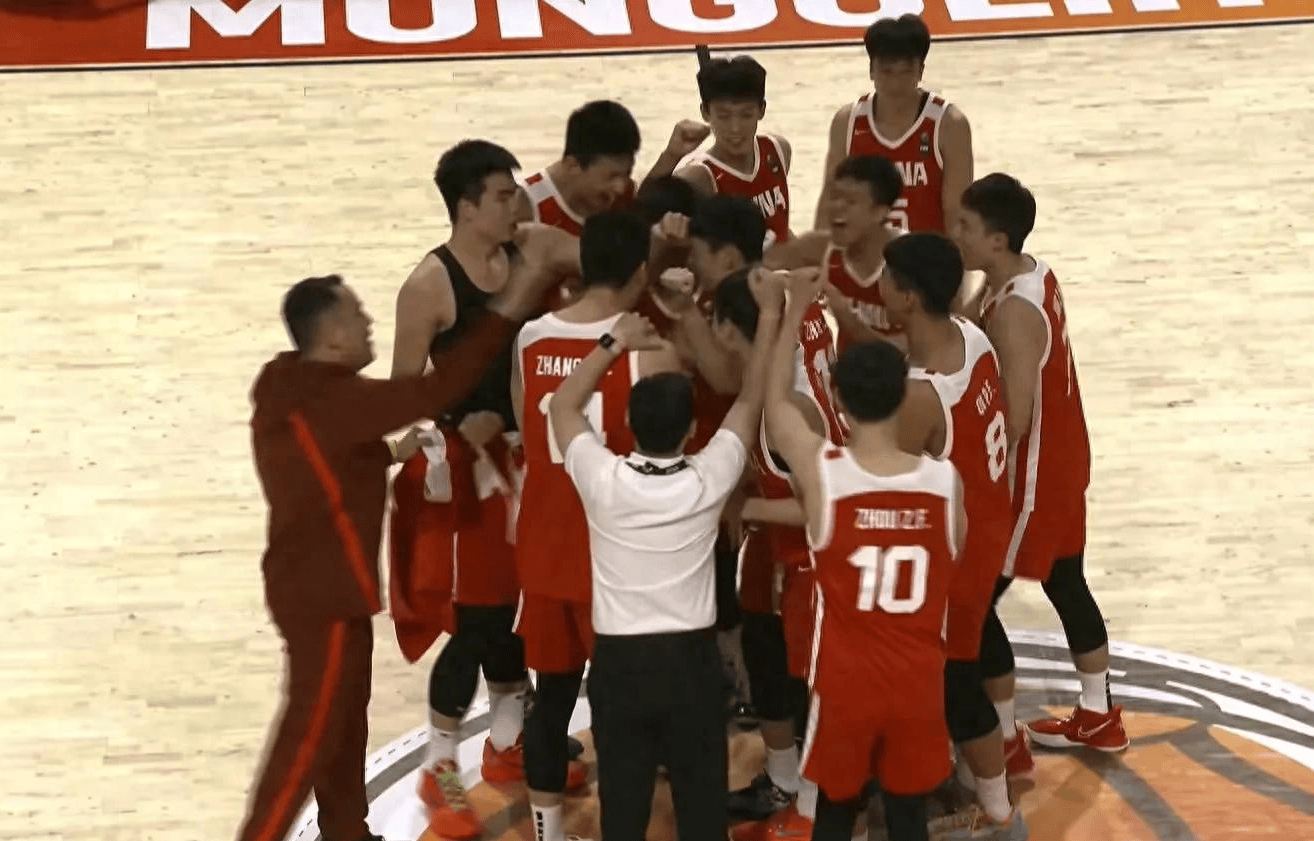 澳洲篮球联赛精彩继续,球员们拼尽全力 澳洲篮球联赛精彩继续,球员们拼尽全力