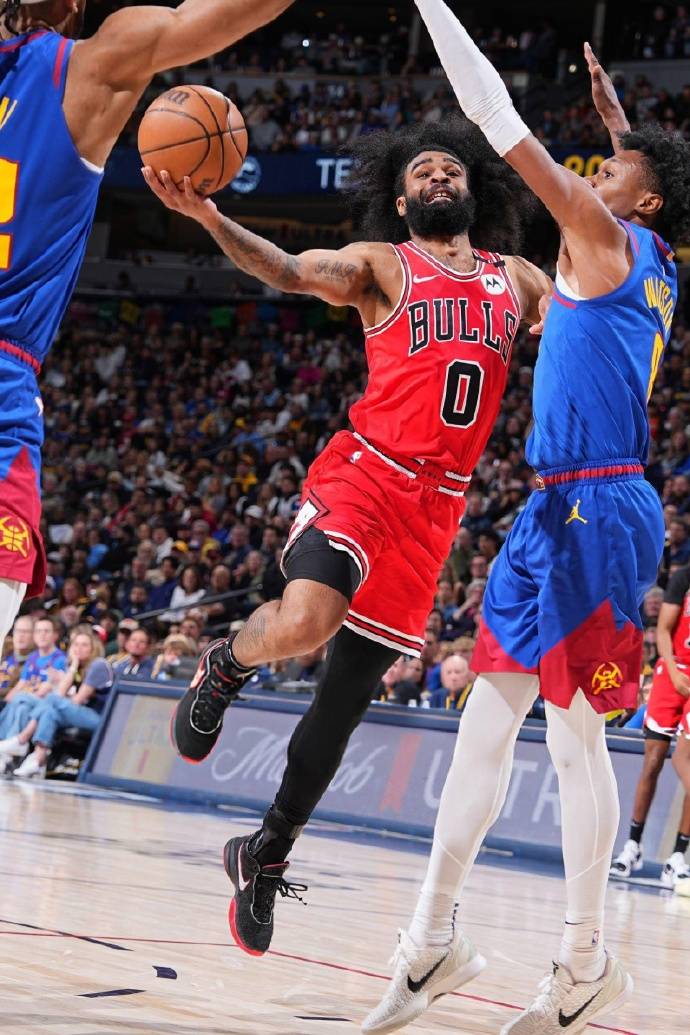 芝加哥公牛险胜RGE,Ming开启传奇时刻强强对话2025世界赛,引爆全场热议的简单介绍 芝加哥公牛险胜RGE,Ming开启传奇时刻强强对话2025世界赛,引爆全场热议的简单介绍