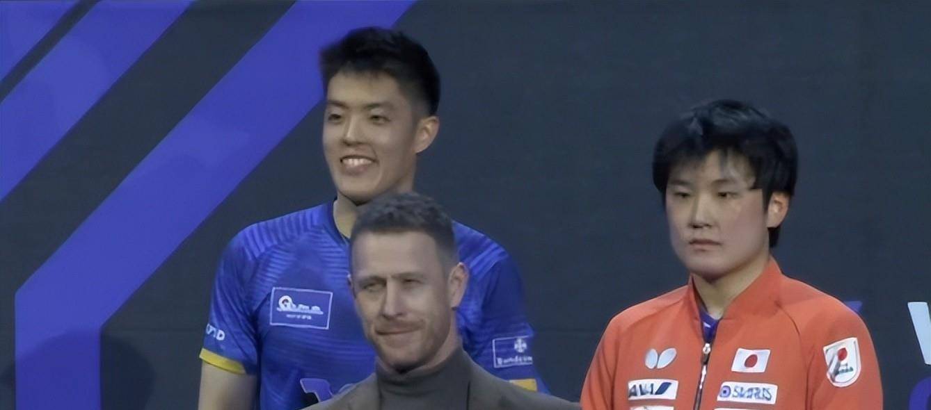 法国队险胜奥地利队,张本智和点燃赛场 法国队险胜奥地利队,张本智和点燃赛场