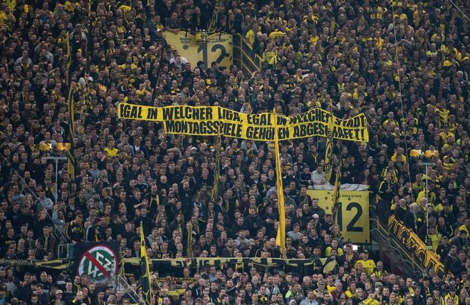 不莱梅客场大胜，积分榜上升至前列