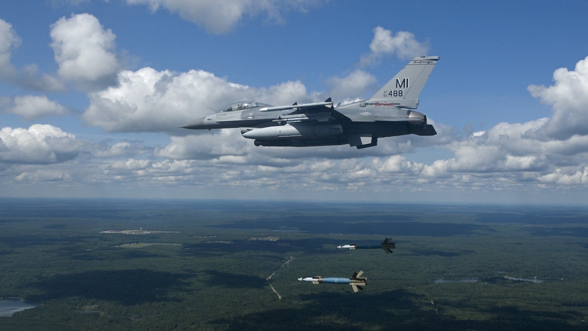 暗夜里凿开的光，范弗利特的救赎与尼克斯的终场哨