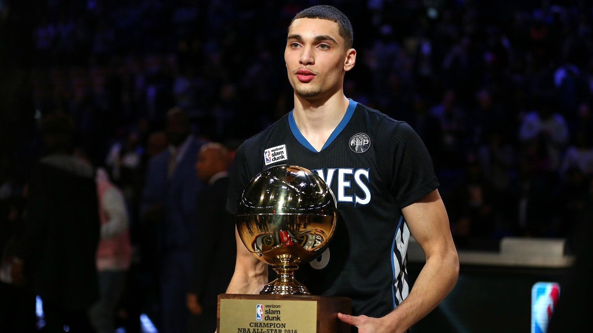 布伦森的救赎之夜,2026世界杯,那些改变世界的声音